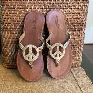 American Eagle Gold Brown Leather Peace Sandals 8
